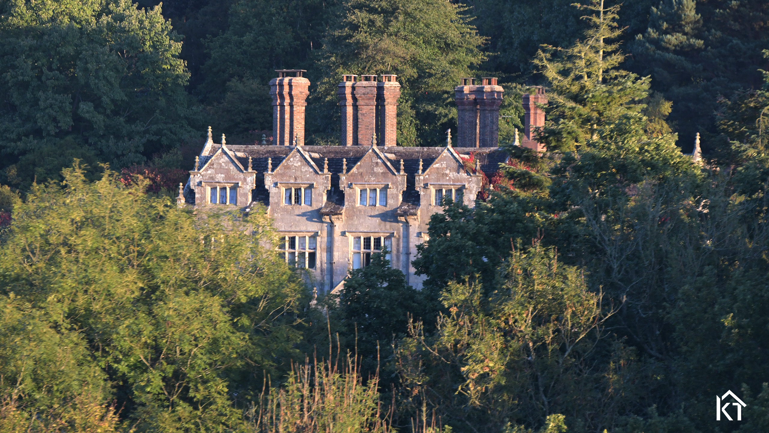 England's Gravetye Manor. Kentucky Tom, Realestate, Architecture, Engineer